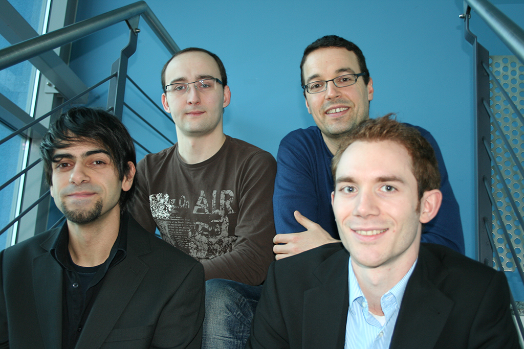 Nach dem Umzug in den Technologiepark: Carlos Andre Galvao, Alexander Wilhelm, Prof. Dr. Dennis Kundisch, Sebastian Ringel